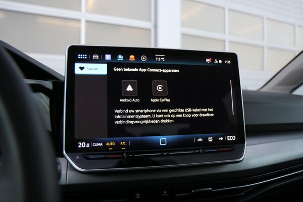 Apple Carplay/Android Auto