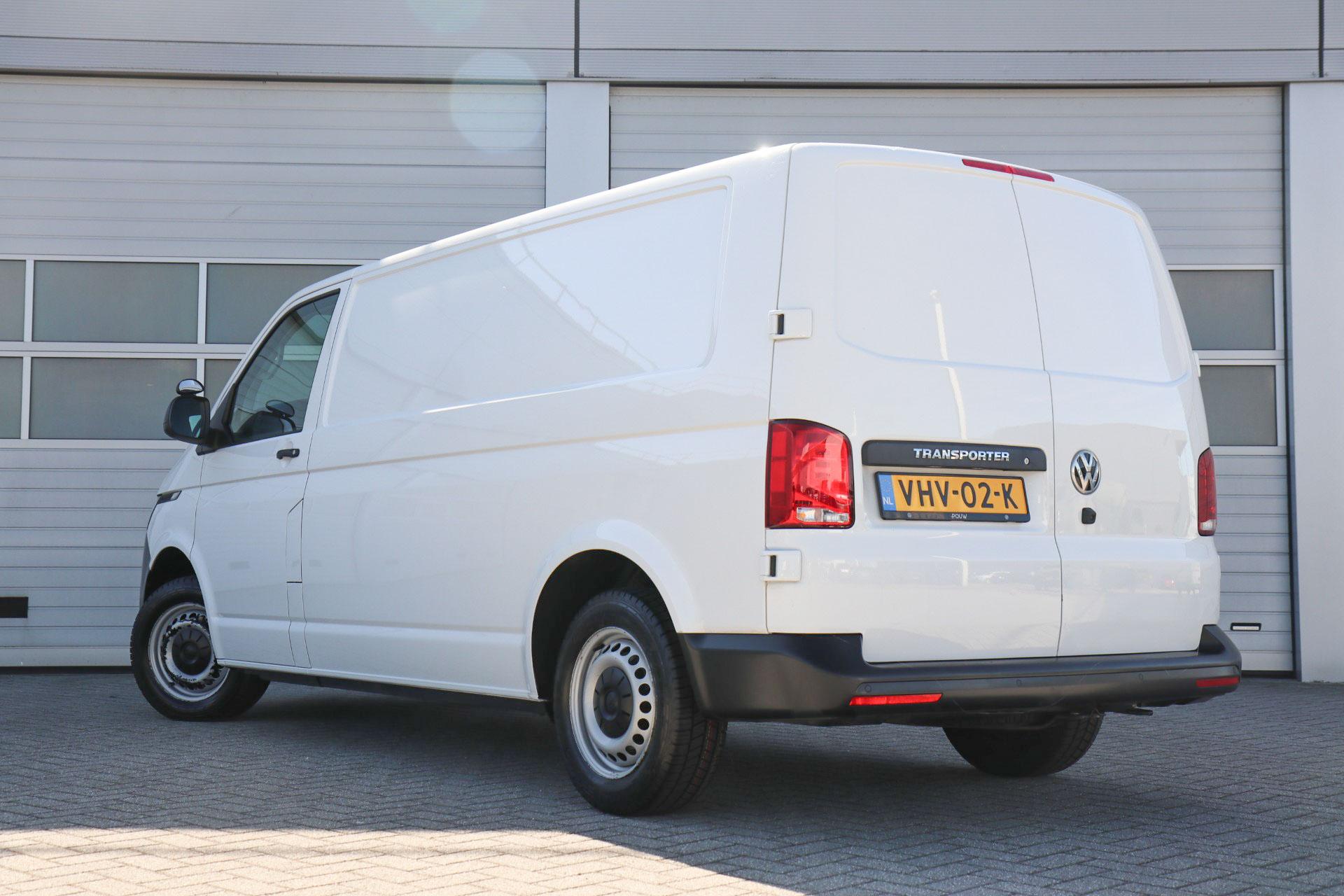Volkswagen Transporter 2.0 TDI 150pk DSG L2H1 28 - Afbeelding 2