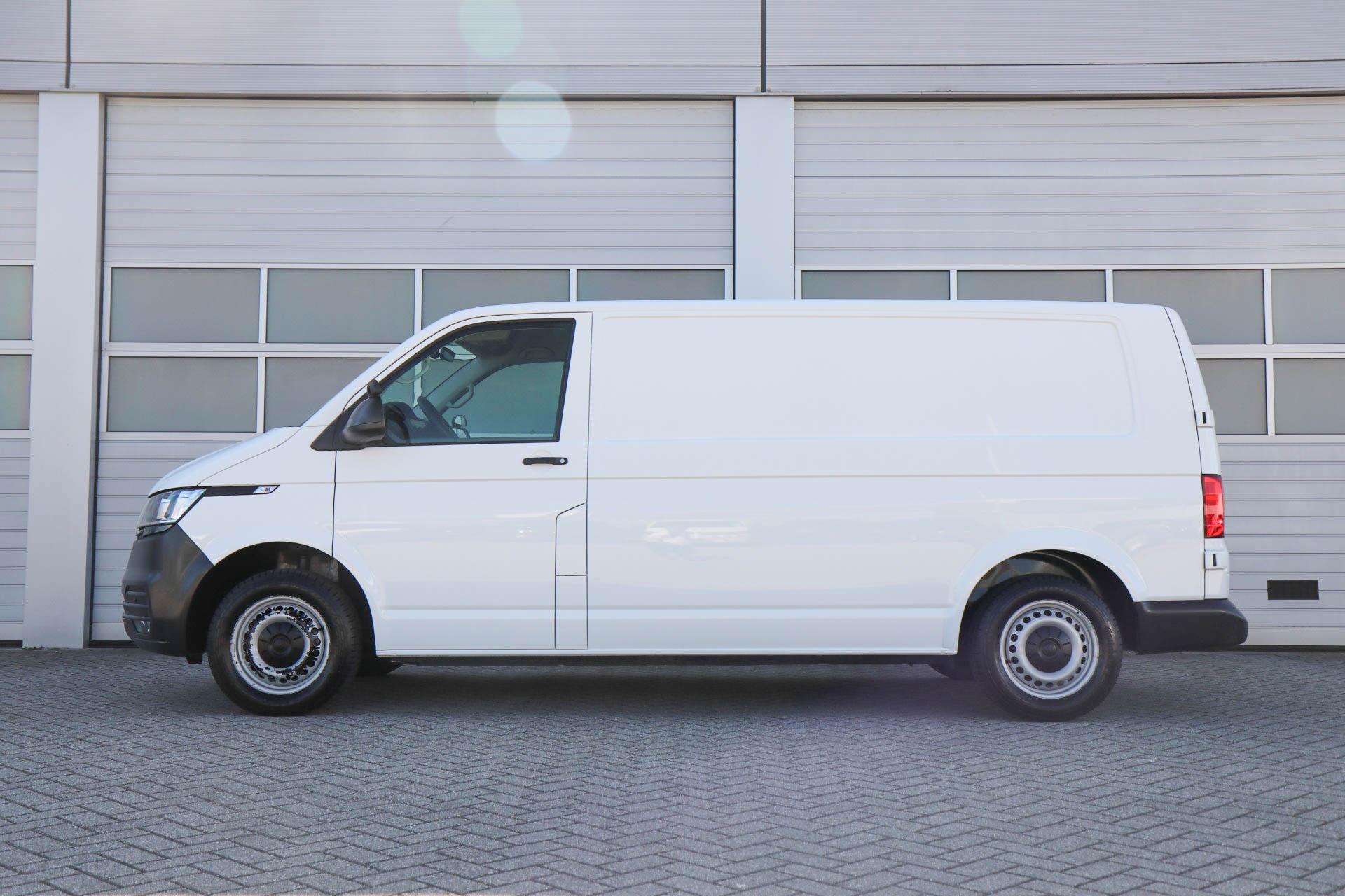 Volkswagen Transporter 2.0 TDI 150pk DSG L2H1 28 - Afbeelding 3