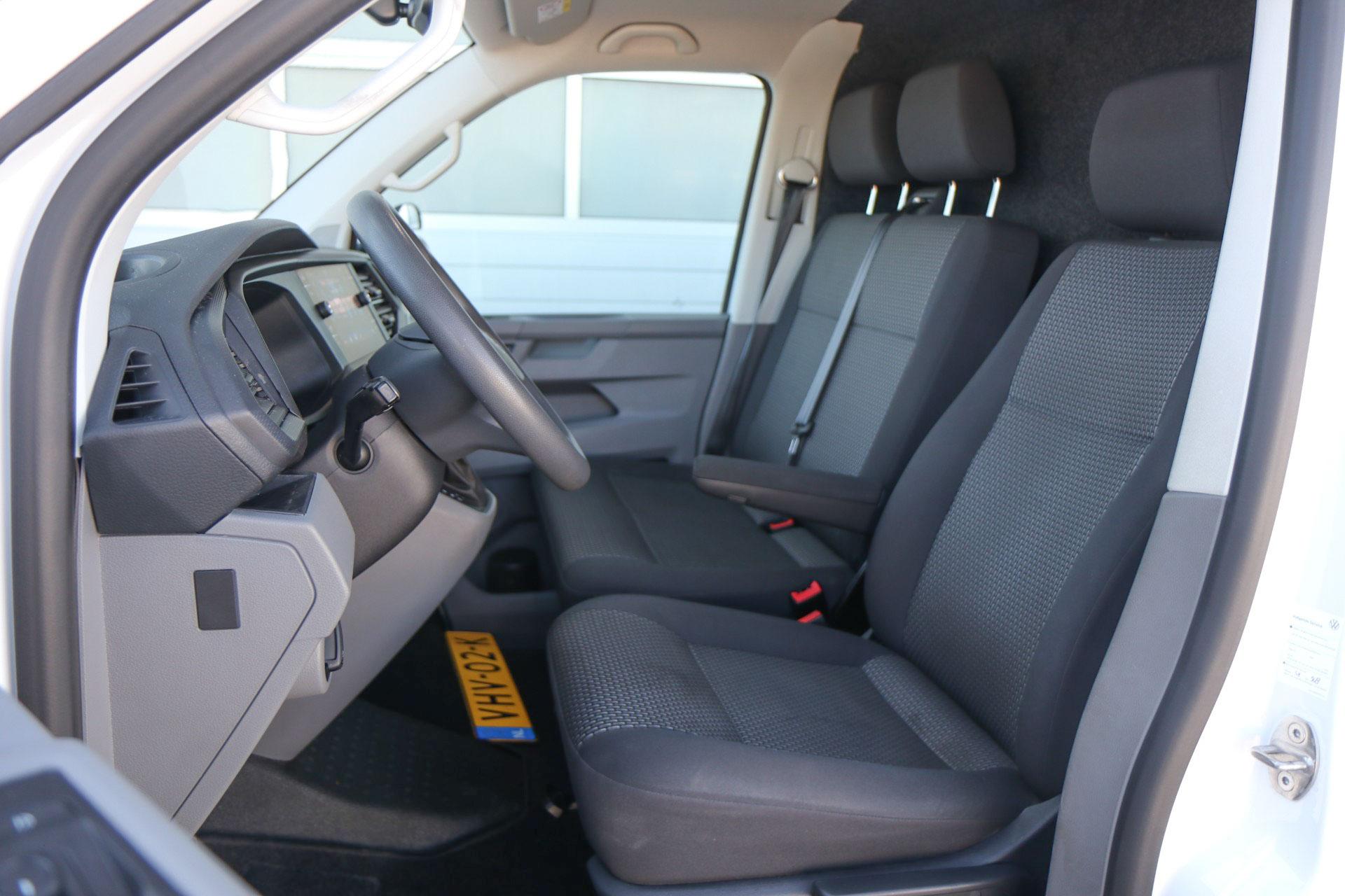 Volkswagen Transporter 2.0 TDI 150pk DSG L2H1 28 - Afbeelding 4