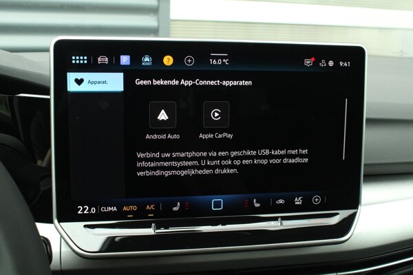 Apple Carplay/Android Auto Apple Carplay/Android Auto