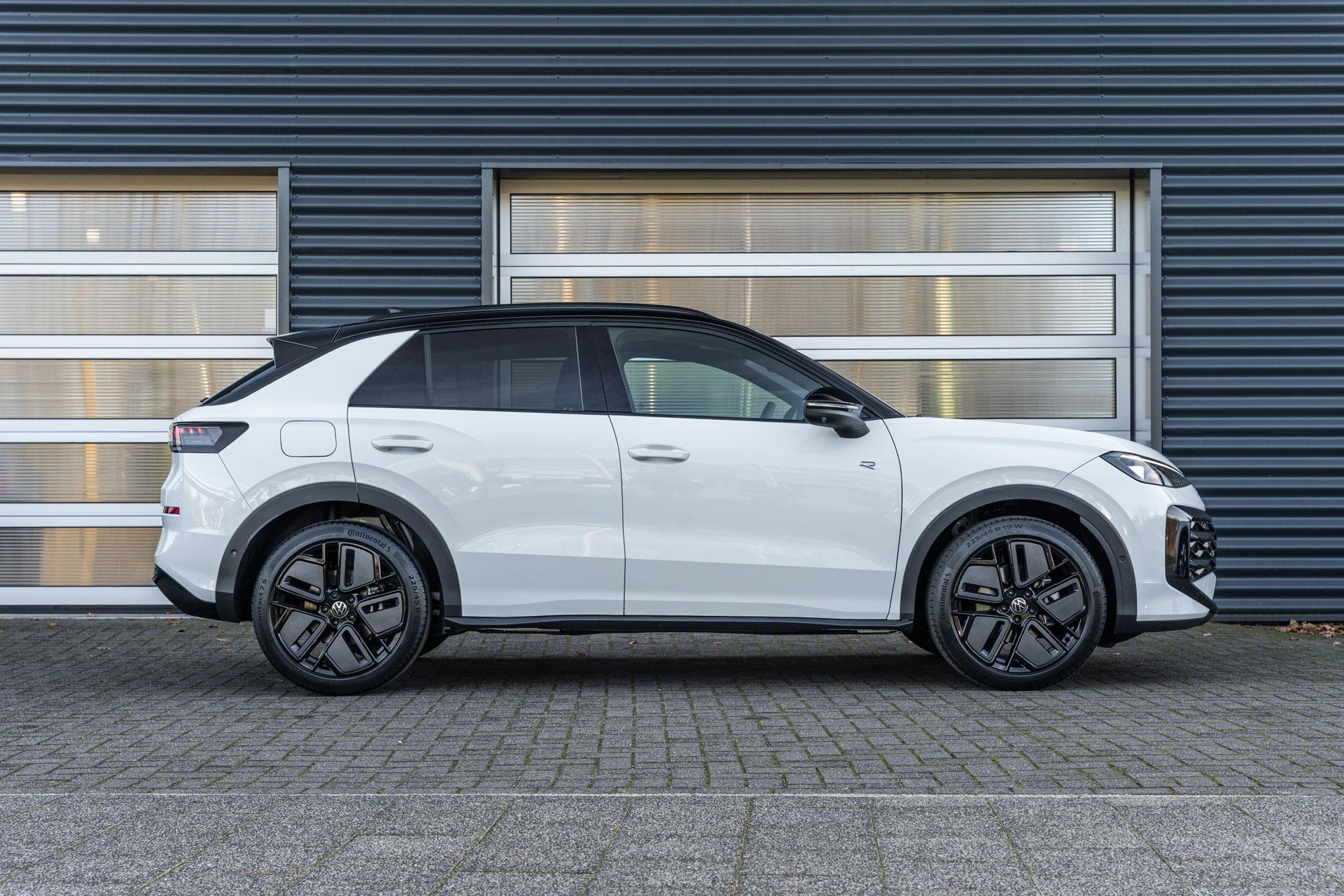 Volkswagen T-Roc 1.5 eTsi 150pk R-Line First Edition - Afbeelding 3