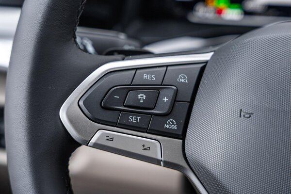 cruise control adaptief met Stop&Go en stuurhulp cruise control adaptief met Stop&Go en stuurhulp