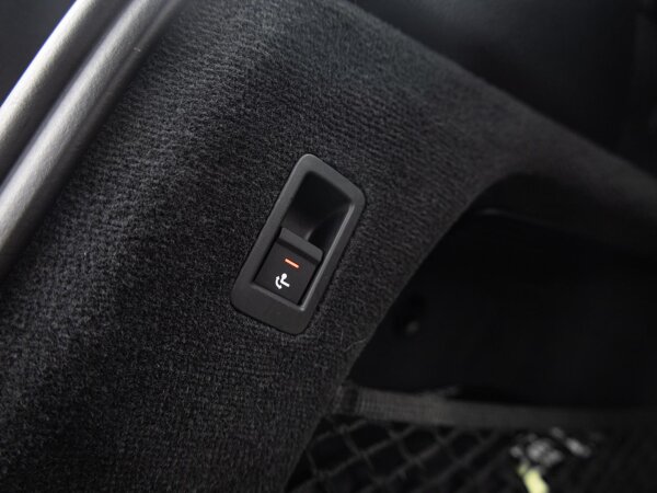 Trekhaak elektrisch uitklapbaar