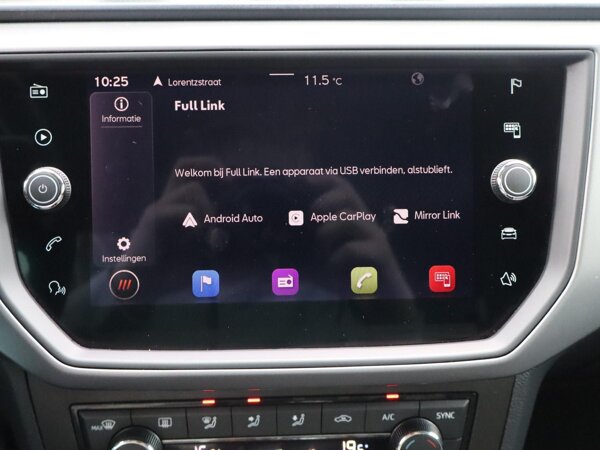 Apple Carplay/Android Auto