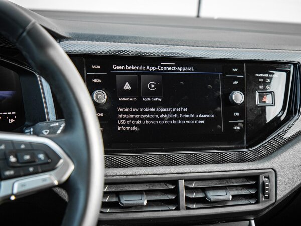 Apple Carplay/Android Auto
