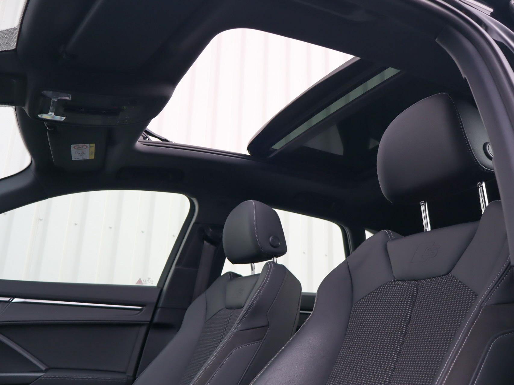 Audi Q3 35 TFSI 150pk S-tronic S Edition - Afbeelding 4