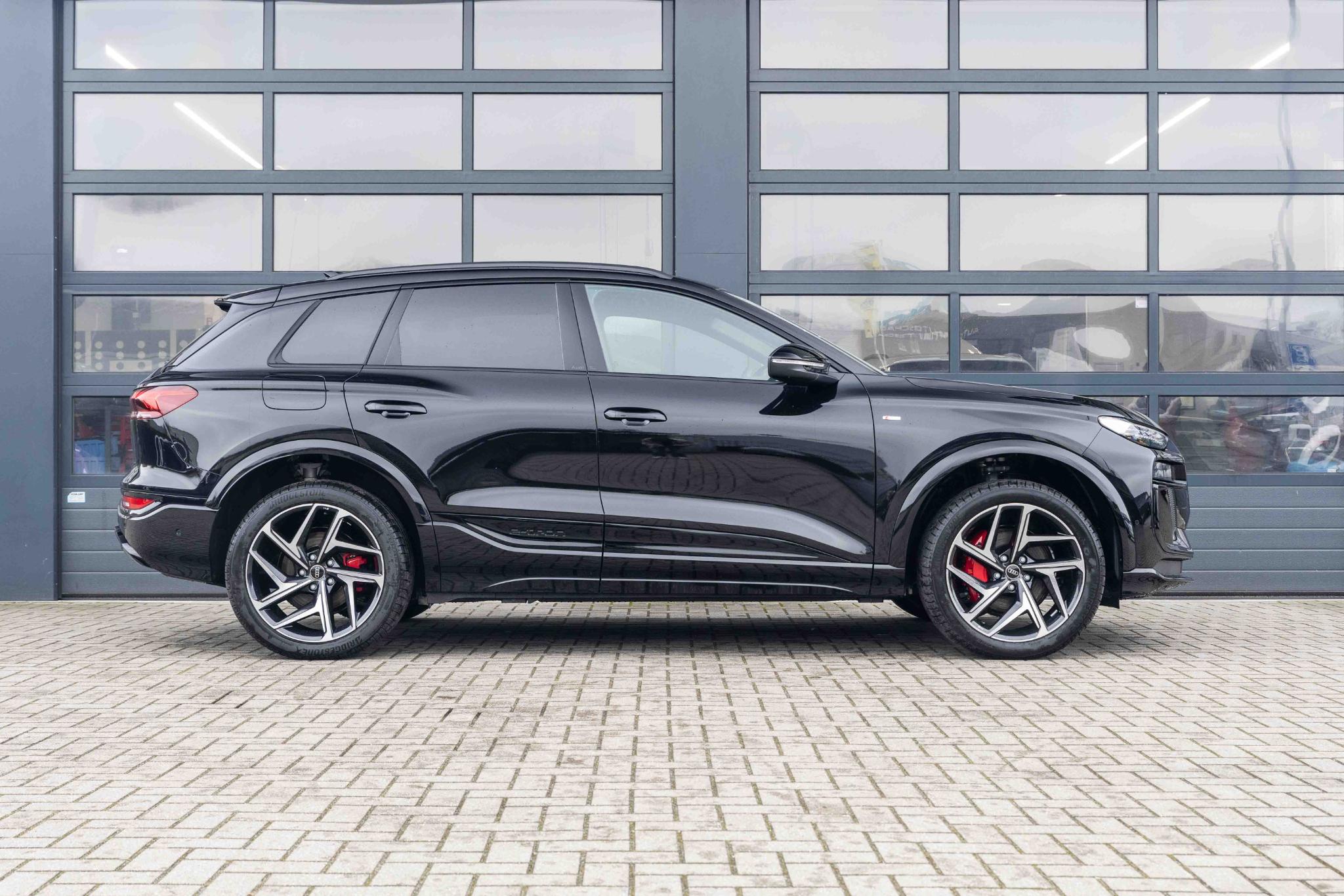 Audi Q6 e-tron 306pk S-line Edition Performance 100 kWh - Afbeelding 3