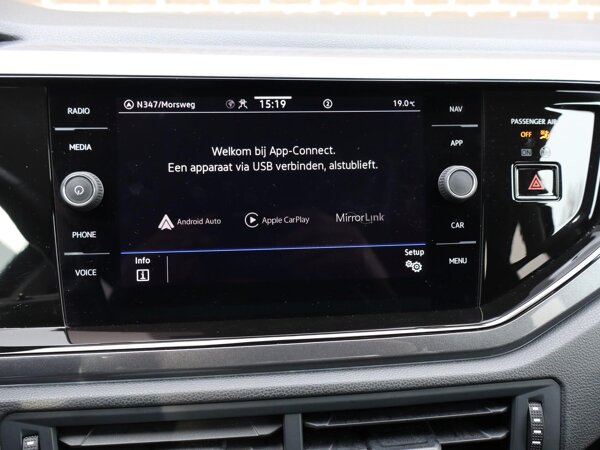 Apple Carplay/Android Auto