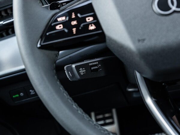 cruise control adaptief met Stop&Go en stuurhulp cruise control adaptief met Stop&Go en stuurhulp