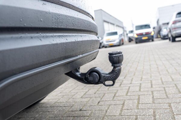 trekhaak elektrisch wegklapbaar