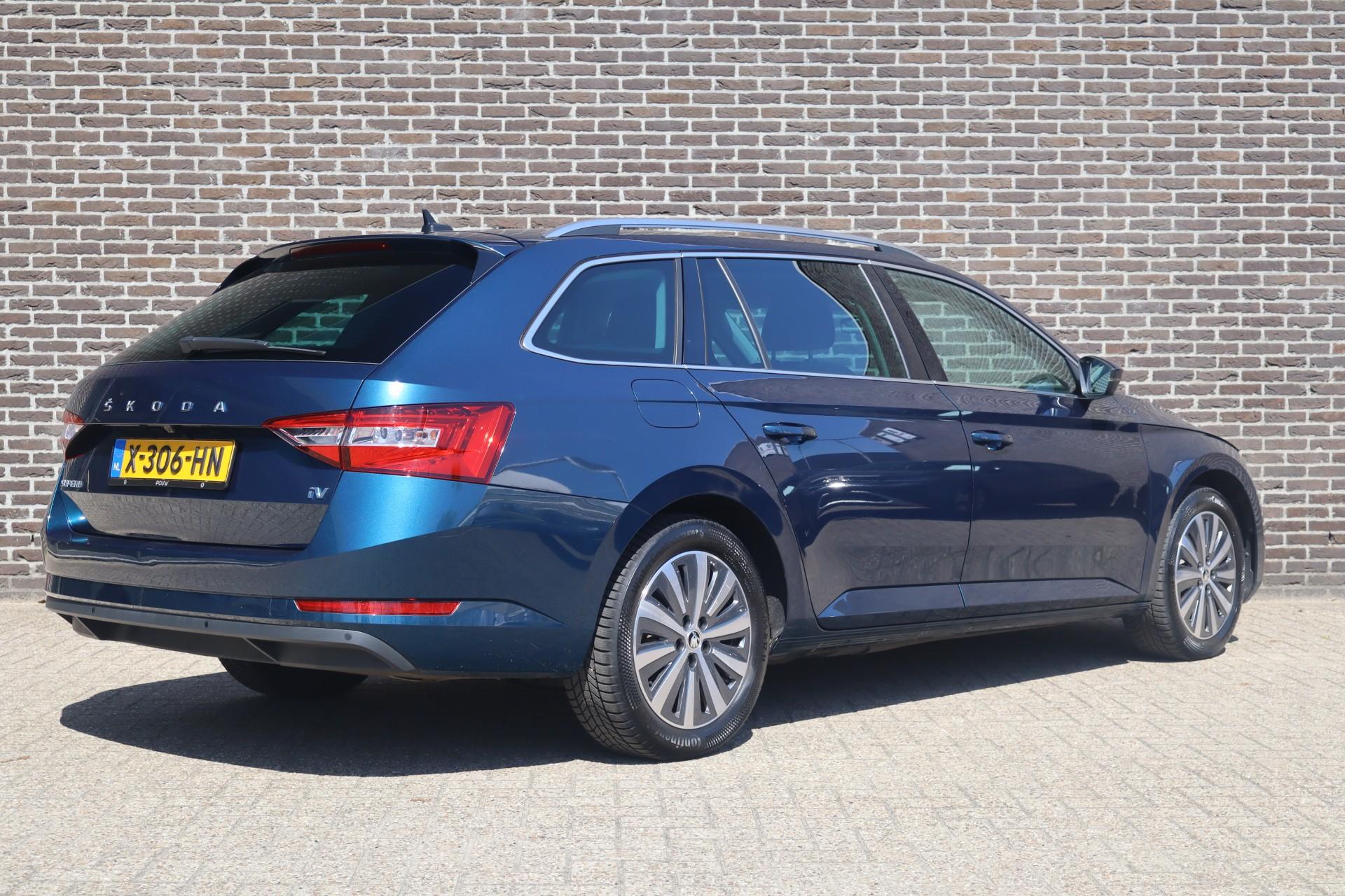 Škoda Superb Combi 1.4 TSI 218pk DSG PHEV iV Business Edition - Afbeelding 2