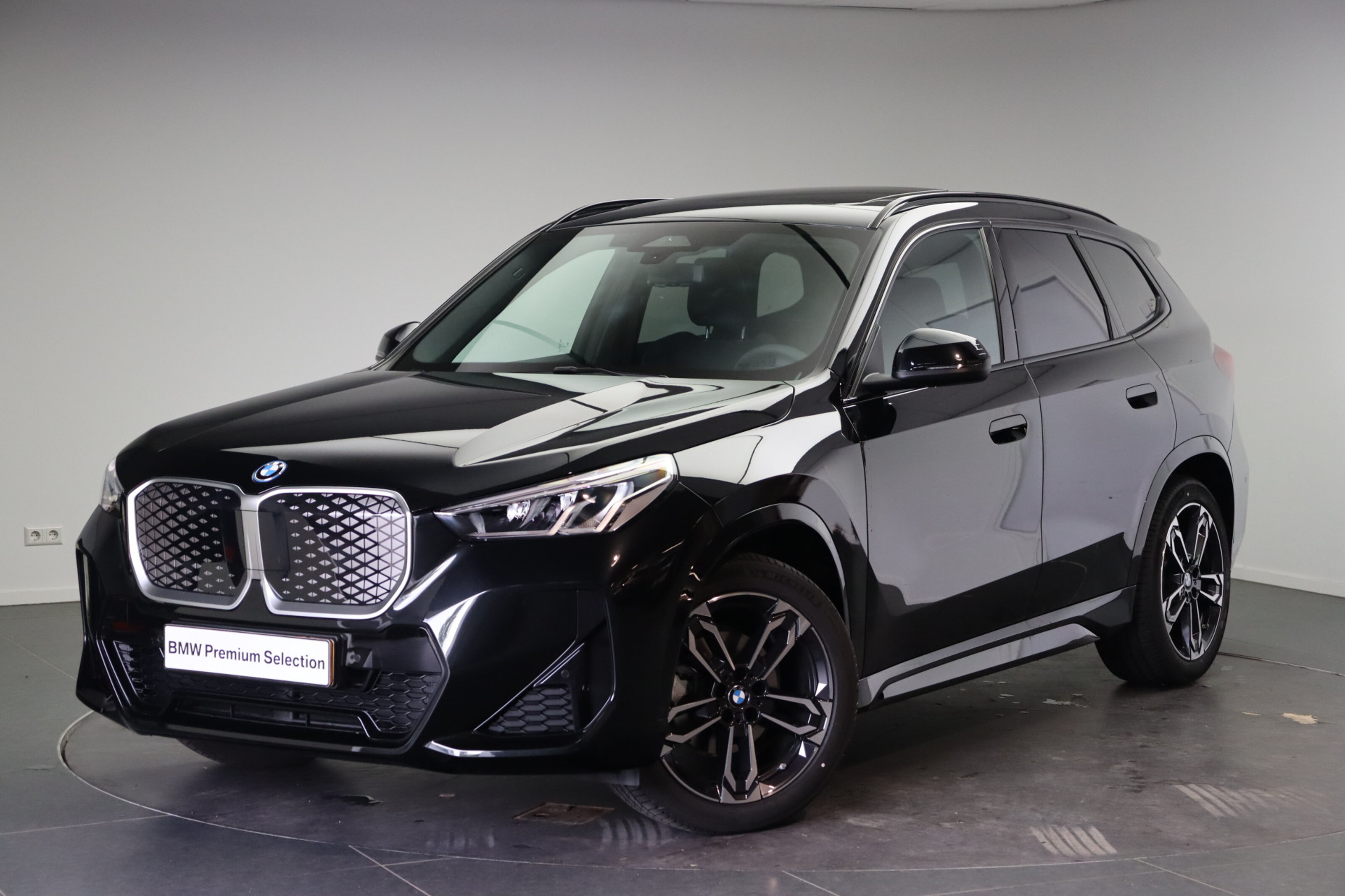 BMW iX1 eDrive20 M Sport