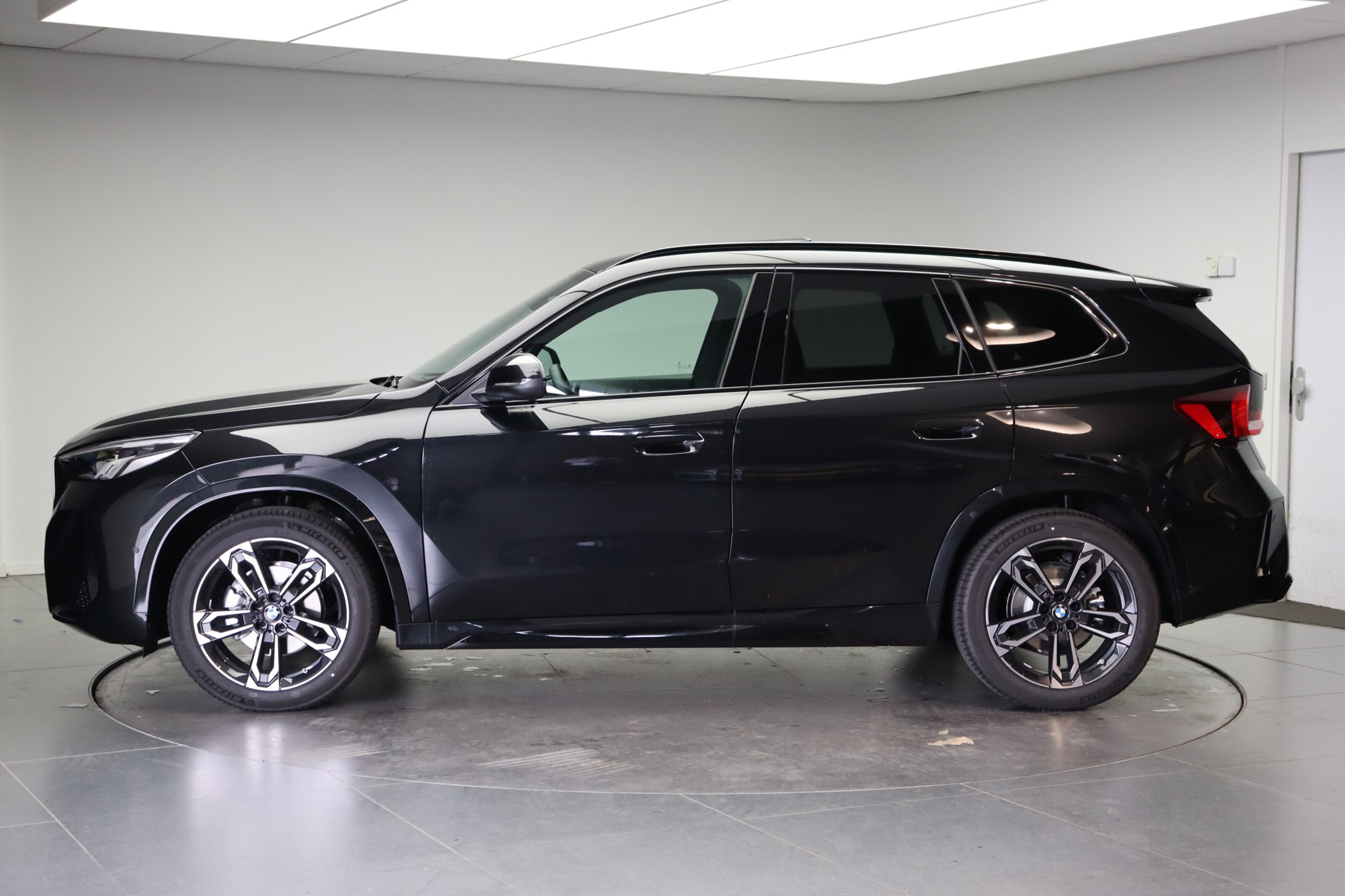 BMW iX1 eDrive20 M Sport