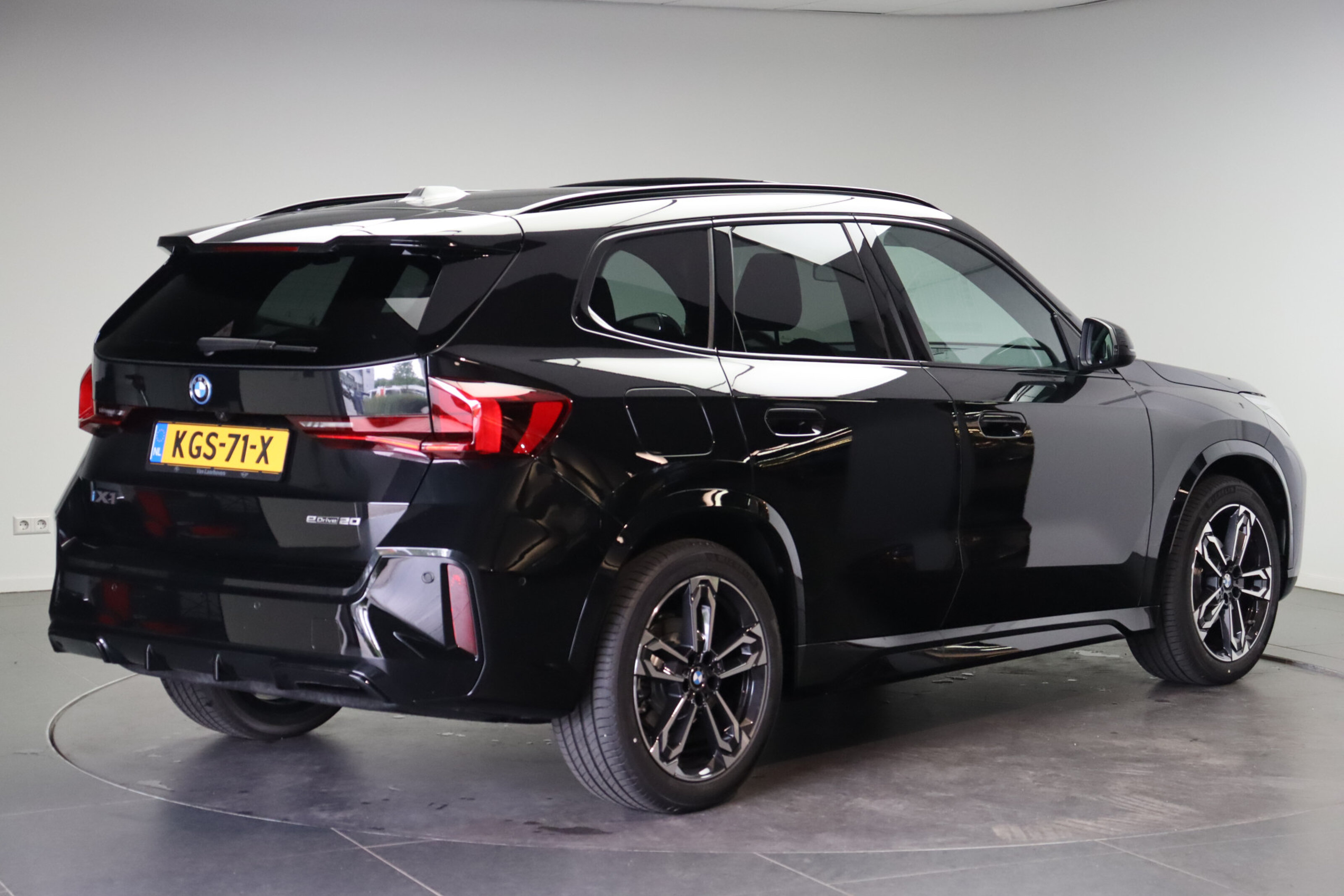 BMW iX1 eDrive20 M Sport