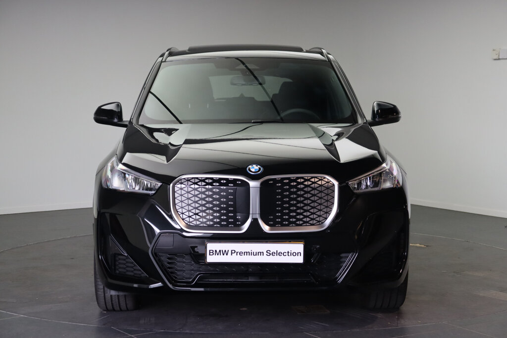 BMW iX1 5