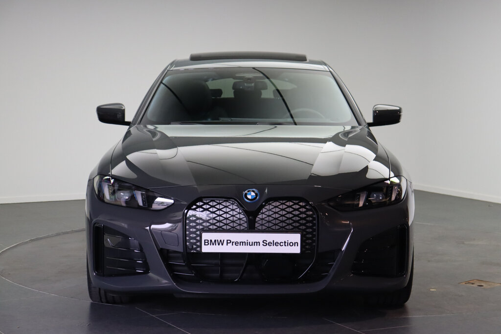 BMW i4 5