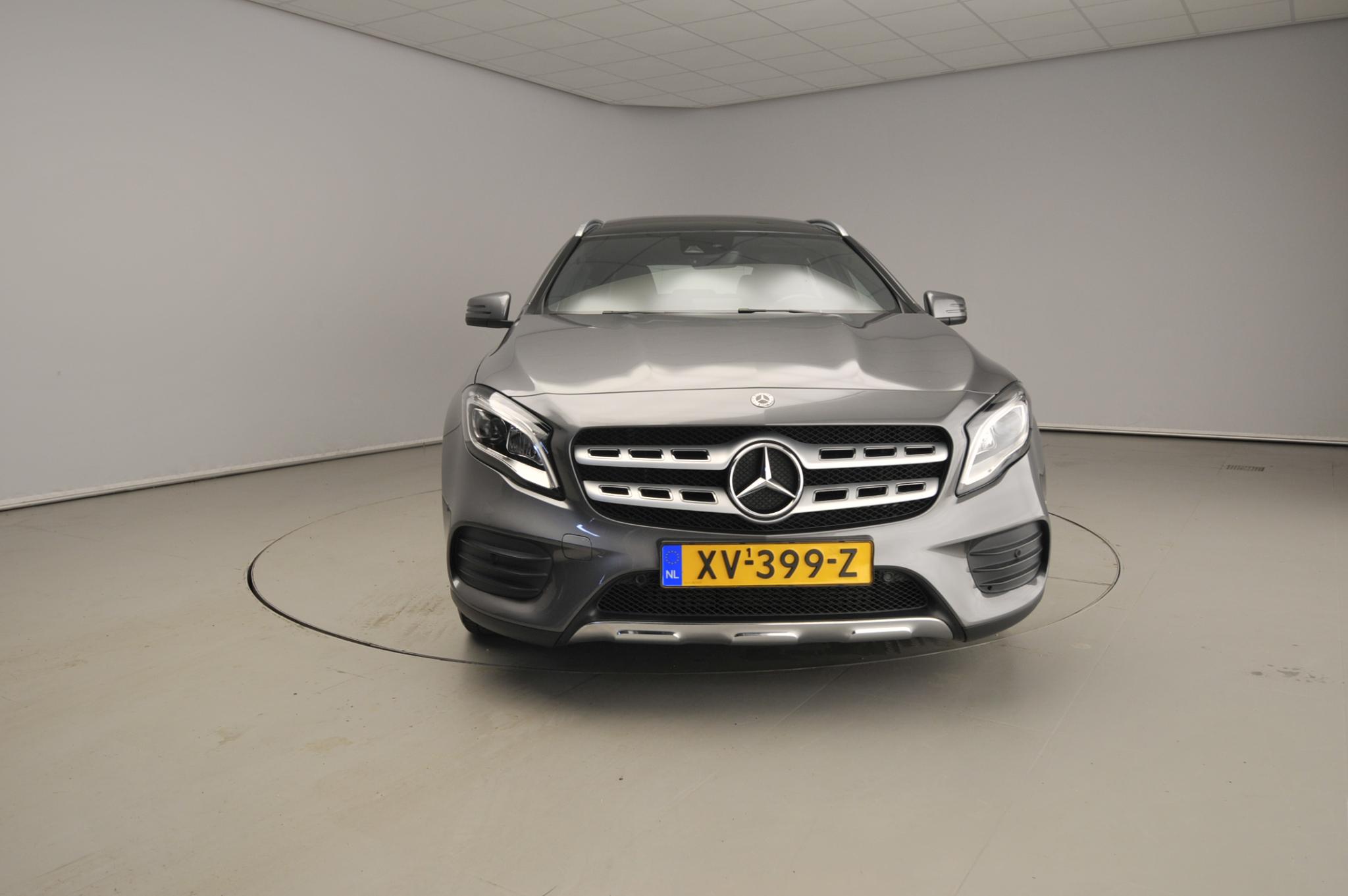 Mercedes-Benz GLA 180 Business Solution AMG - Bild 5