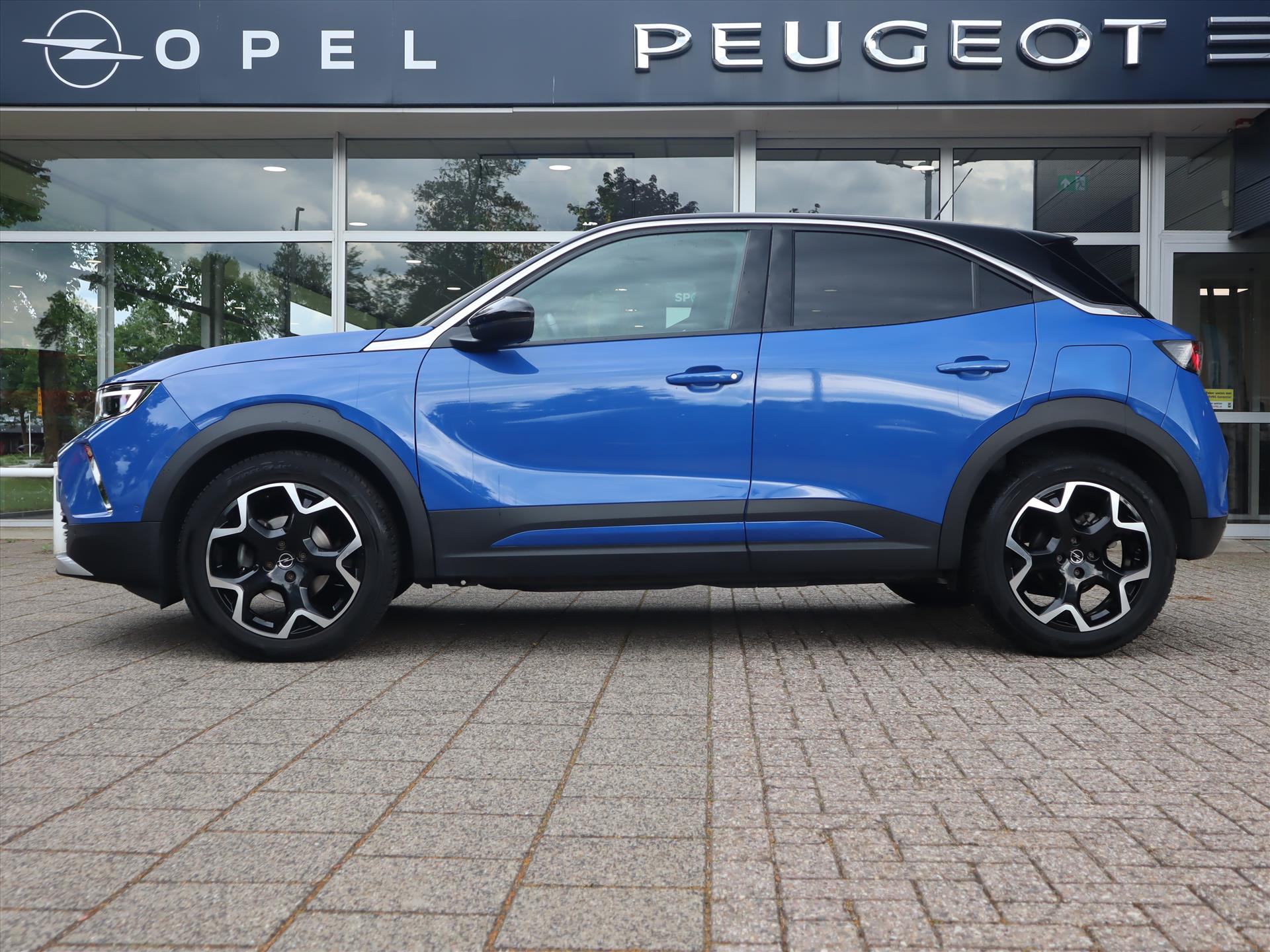 Opel Mokka Elegance Turbo 130pk Start/Stop Automaat, Rijklaarprijs, Camera Keyless Entry & Start Verwarmbare voorstoelen en stuurwiel Apple CarPlay/Android Auto - Afbeelding 2