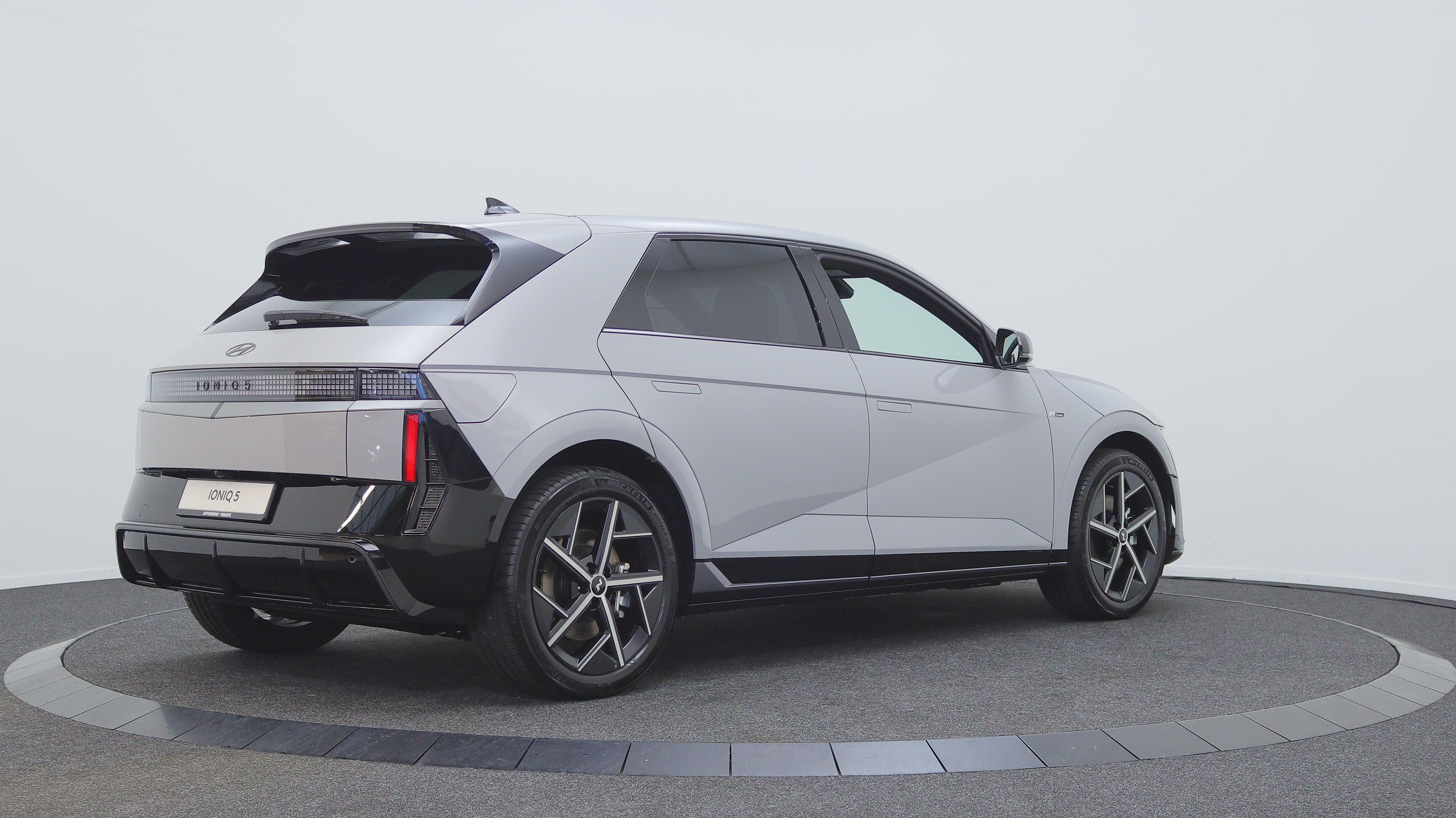 Hyundai IONIQ 5 Electric 84 kWh N Line Business Automaat - Afbeelding 2