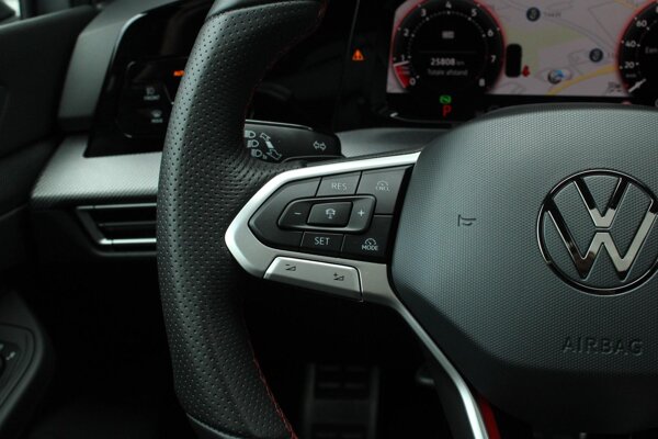cruise control adaptief met Stop&Go en stuurhulp