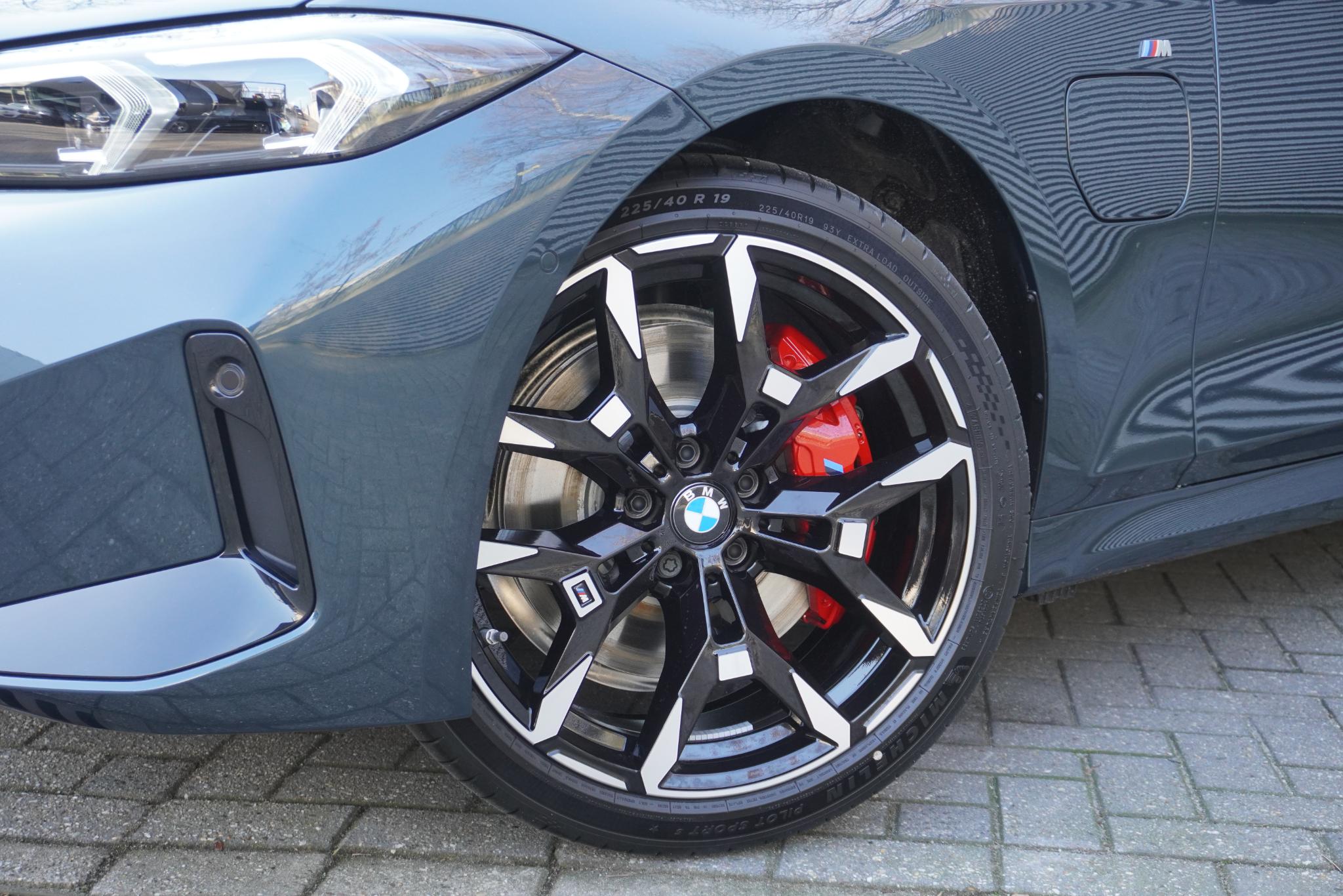 BMW 3 Serie 330e Touring - Afbeelding 2