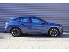 BMW iX xDrive60 - Afbeelding 4