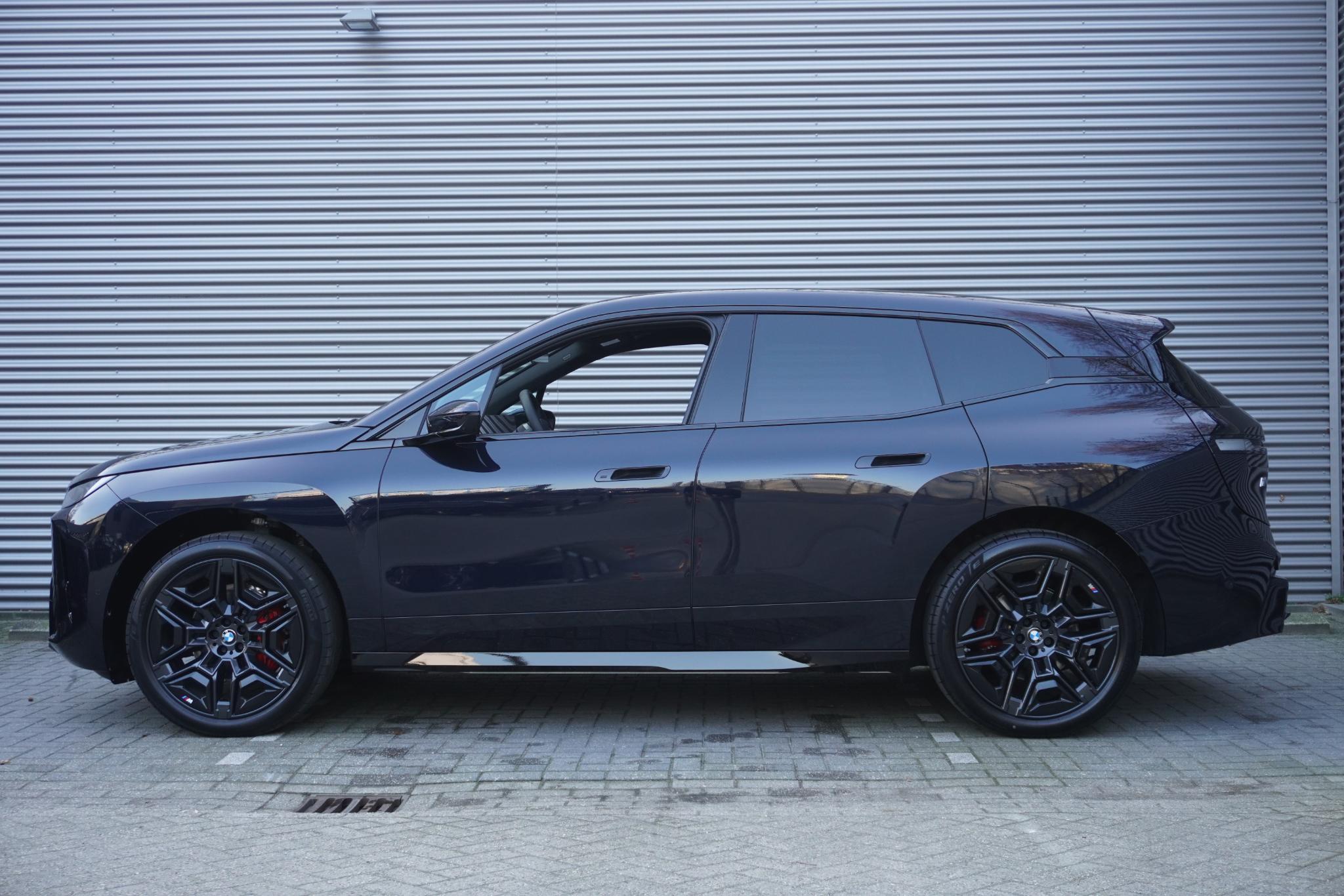 BMW iX xDrive60 - Afbeelding 3