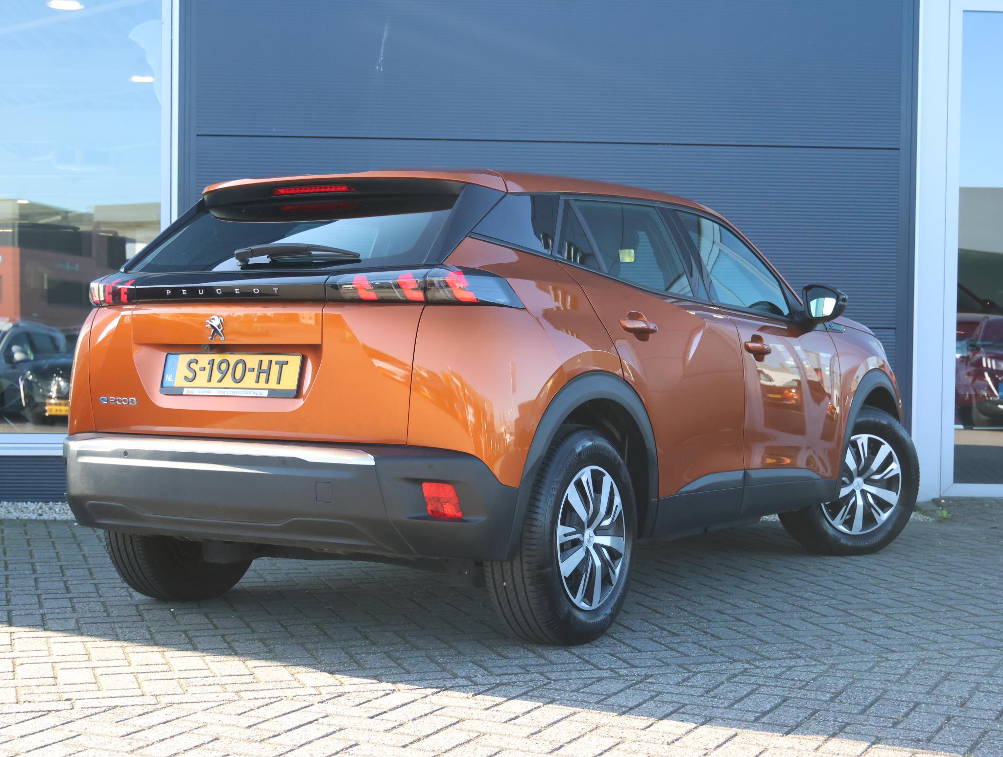 Peugeot e-2008 EV Active 50 kWh - Afbeelding 3