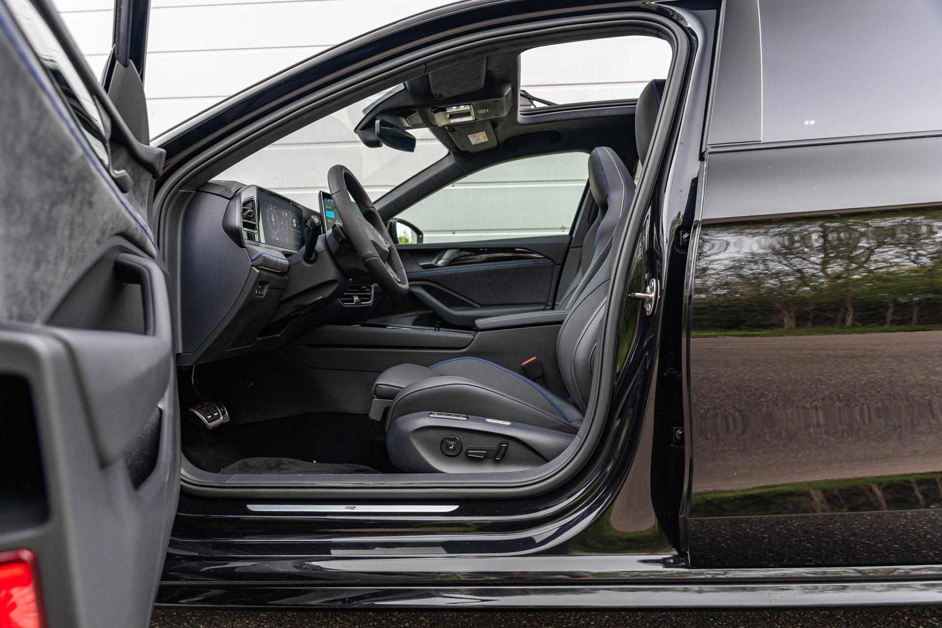 Volkswagen Passat Variant 1.5 eHybrid 272pk R-Line Edition - Afbeelding 4