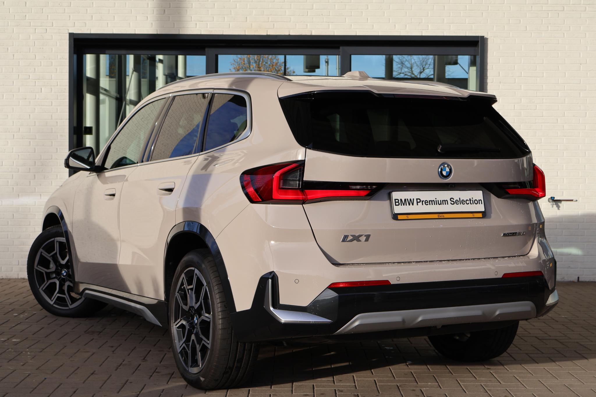 BMW iX1 eDrive20 - Afbeelding 2