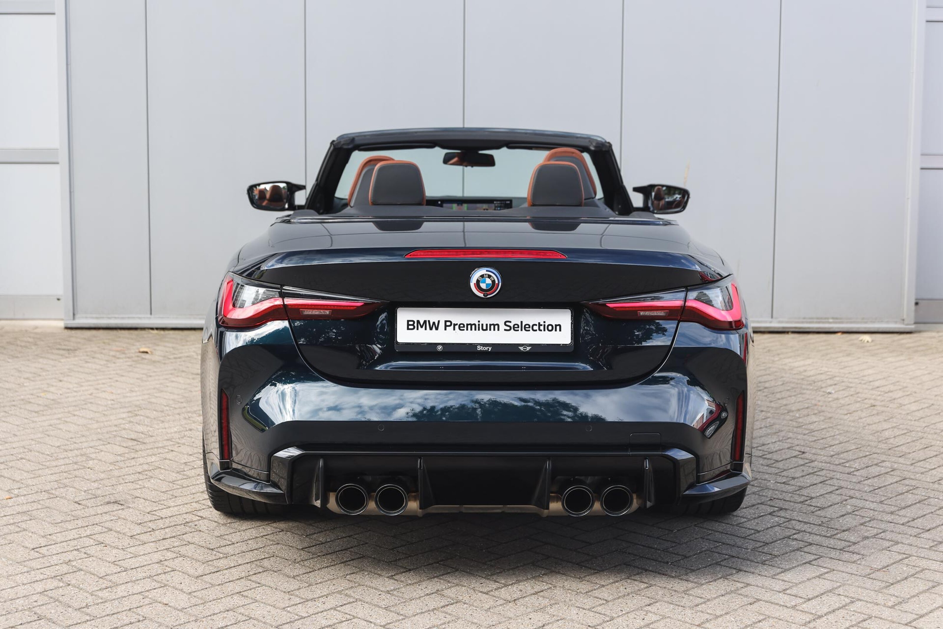 BMW M4 6