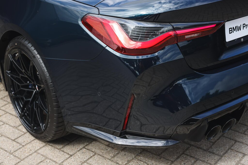 BMW M4 37