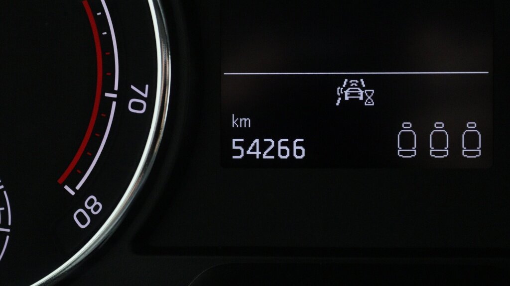 Škoda Kamiq TSI DSG 150 PK Style | Navigatie | automaat | Achteruitrijcamera - Afbeelding 4
