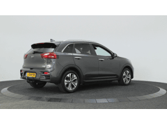 Kia e-Niro ExecutiveLine 64 kWh | Afn. Trekhaak | Stoelverwarming | - Afbeelding 2