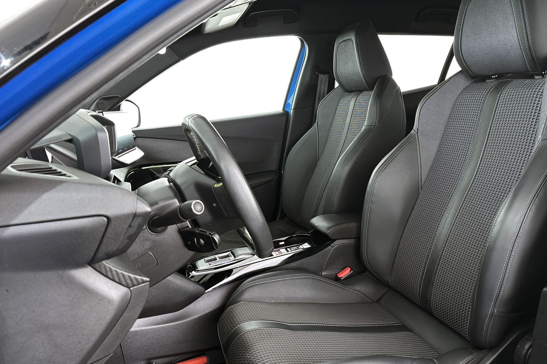 Peugeot e-2008