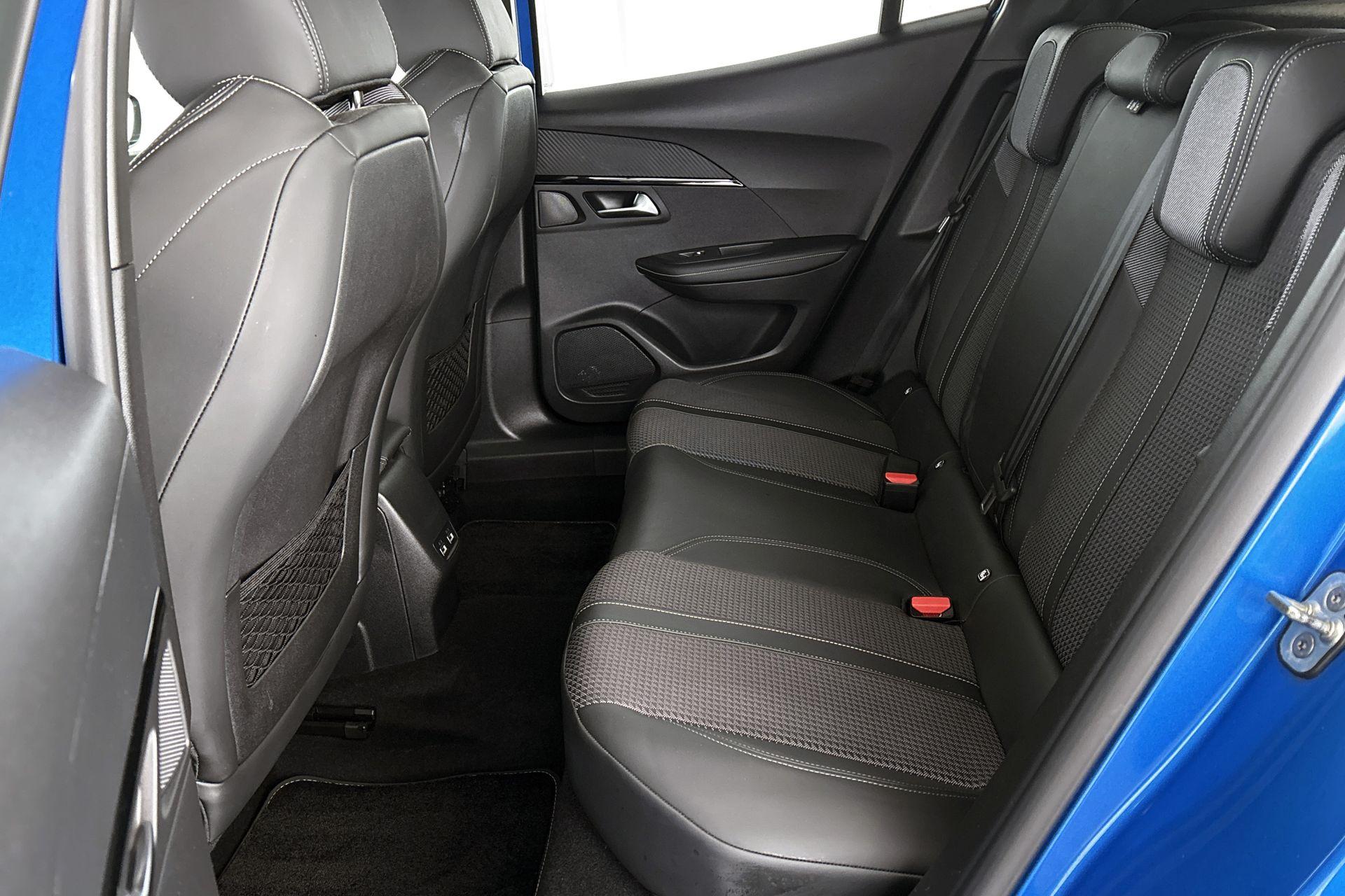 Peugeot e-2008