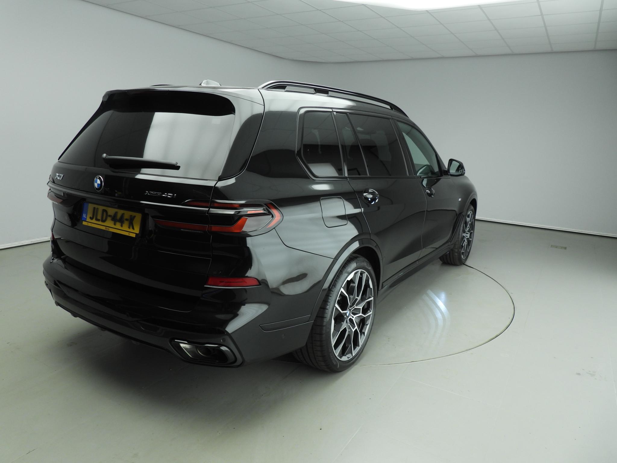 BMW X7 xDrive40i - Afbeelding 2