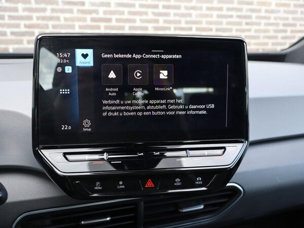 Apple Carplay/Android Auto Apple Carplay/Android Auto