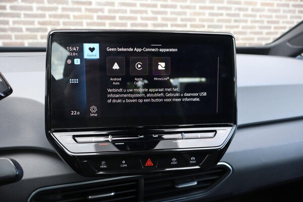 Apple Carplay/Android Auto Apple Carplay/Android Auto