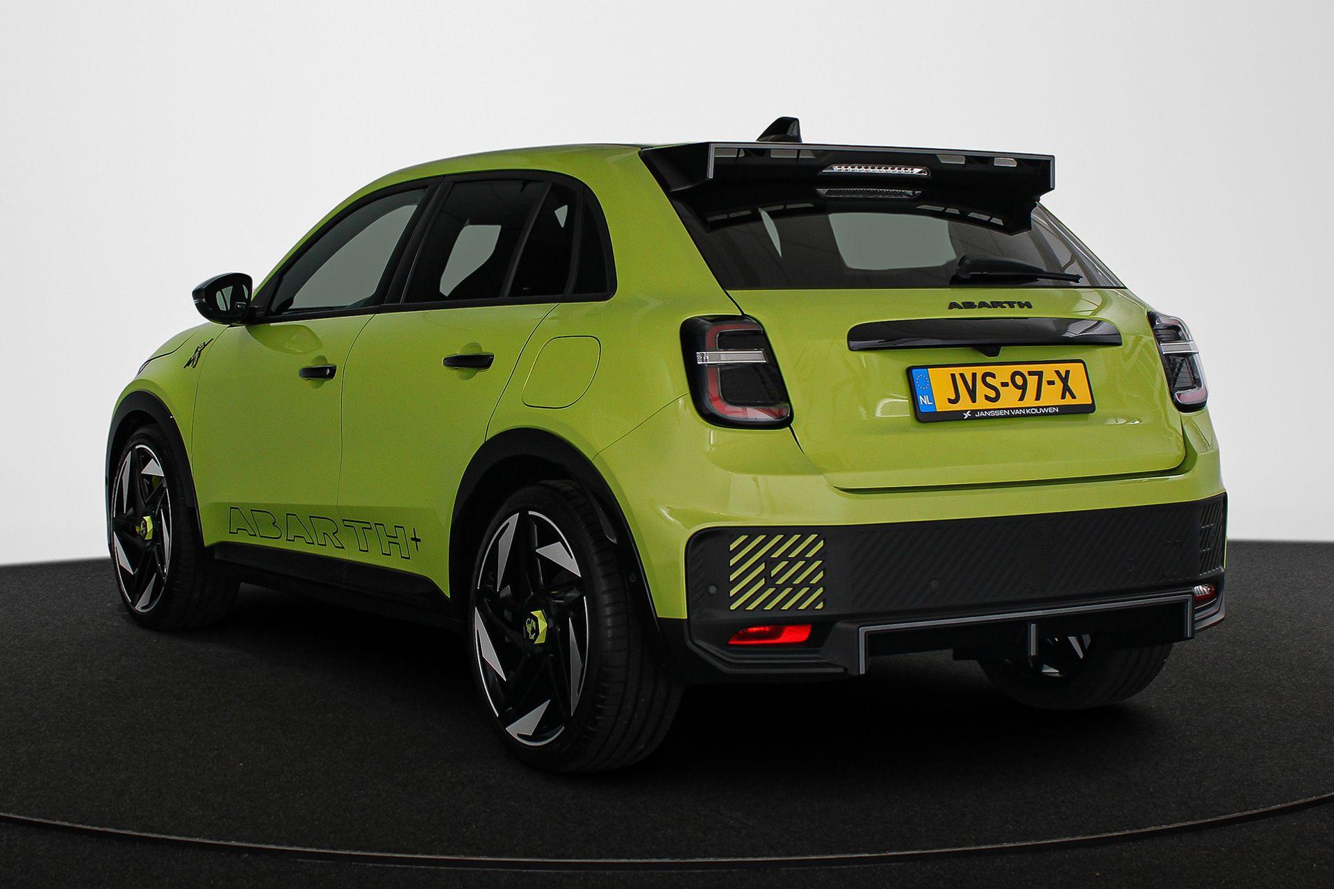 Abarth 600e Scorpionissima 54 kWh - Afbeelding 4