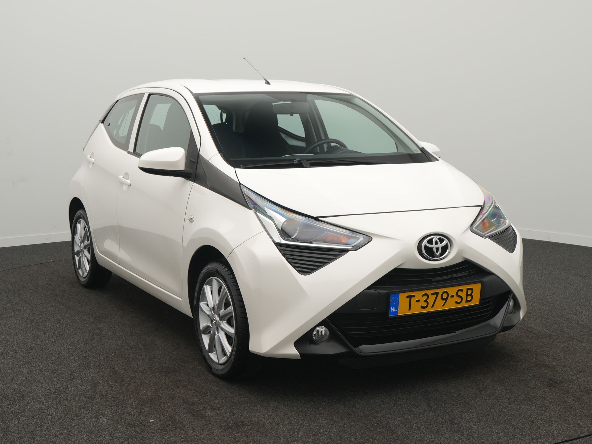 Toyota Aygo 1.0 VVT-i X-Play - Afbeelding 3
