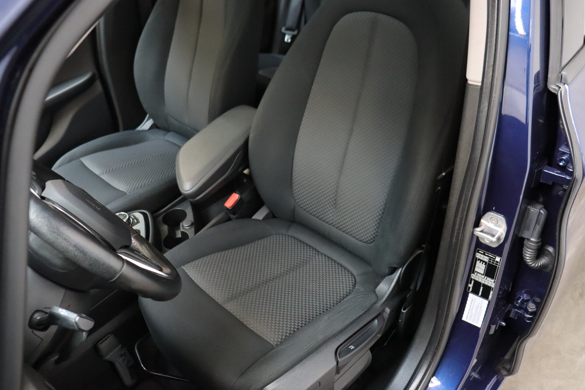 BMW 2 Serie Active Tourer 218i Executive Automaat - Afbeelding 3