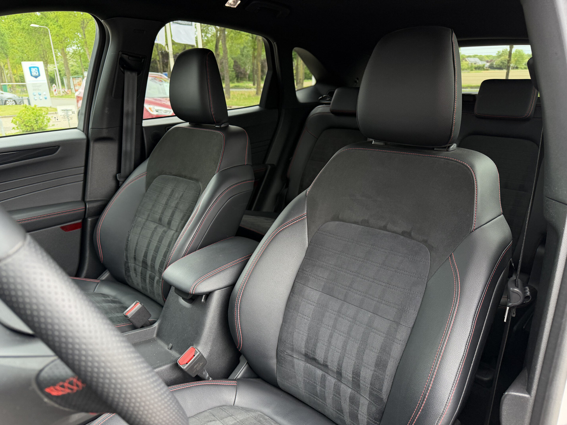 Ford Kuga 2.5 HEV ST-Line X Automaat - Afbeelding 4