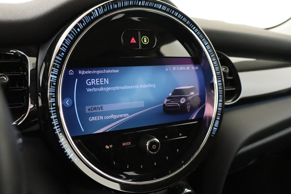 MINI Electric 33