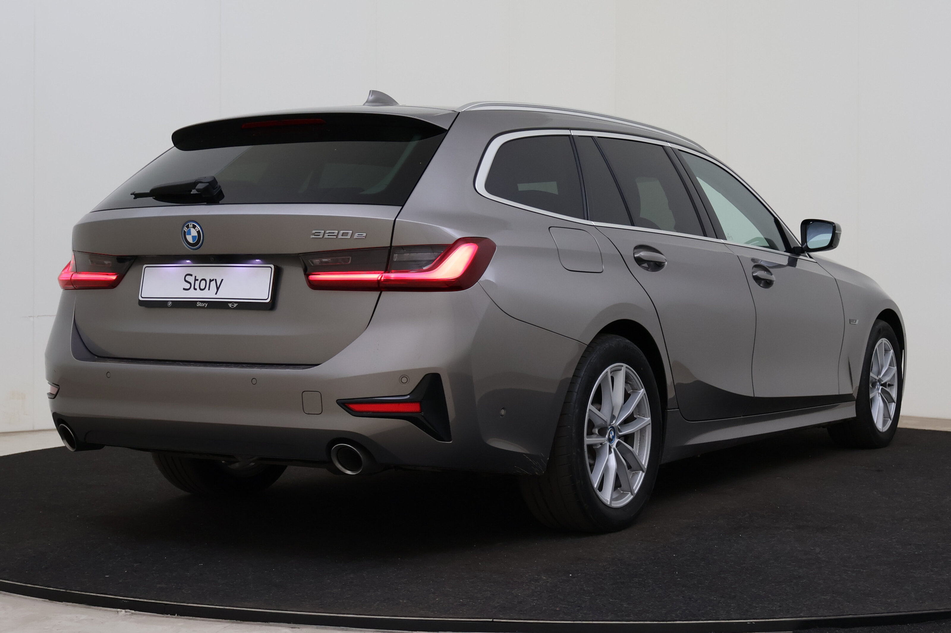 BMW 3 Serie Touring 320e High Executive Automaat