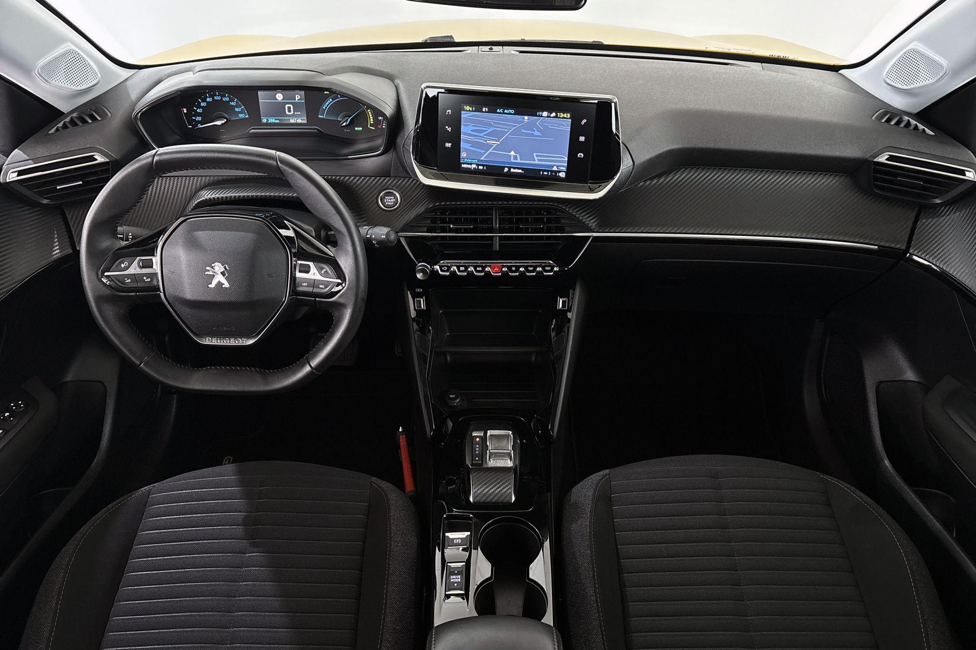 Peugeot e-208