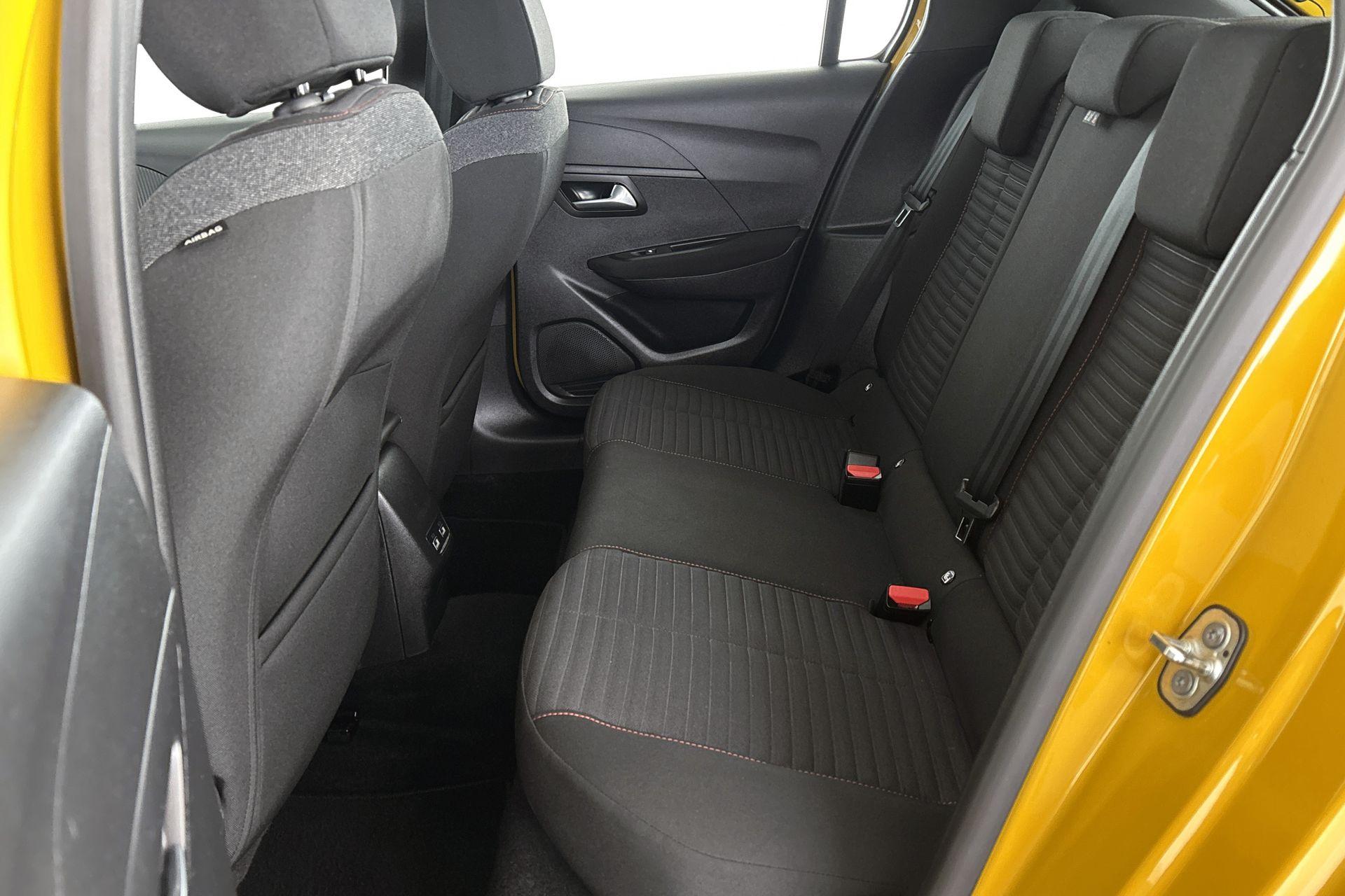 Peugeot e-208