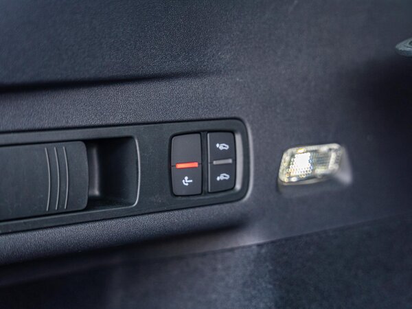 trekhaak elektrisch uitklapbaar