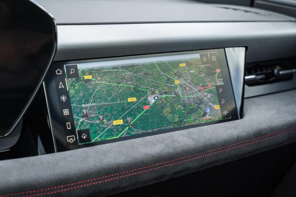 multimedia scherm passagier
